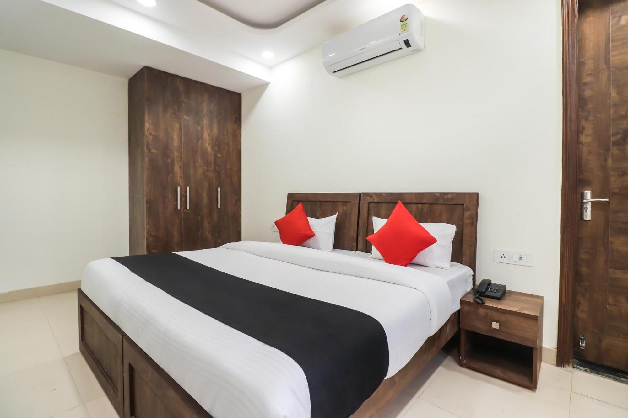 Collection O Green Leaf Residency Gurgaon Buitenkant foto